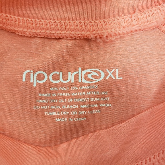 RIP CURL trestles cap-sleeve rashguard - Picture 7 of 8